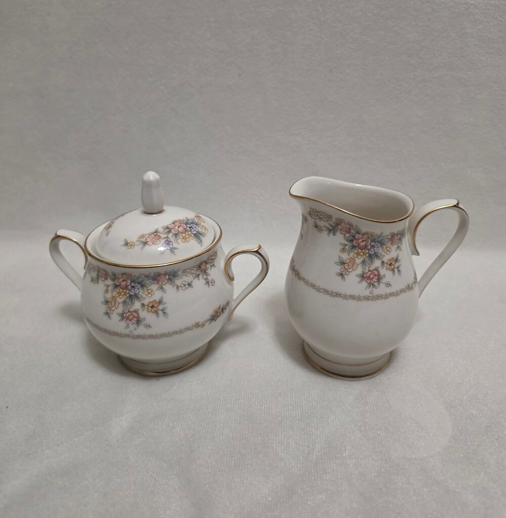 Vintage Noritake Ivory China "Gallery" 7246 Sugar Bowl with Lid & Creamer Set